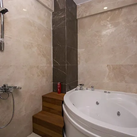 Luxury Evre -5